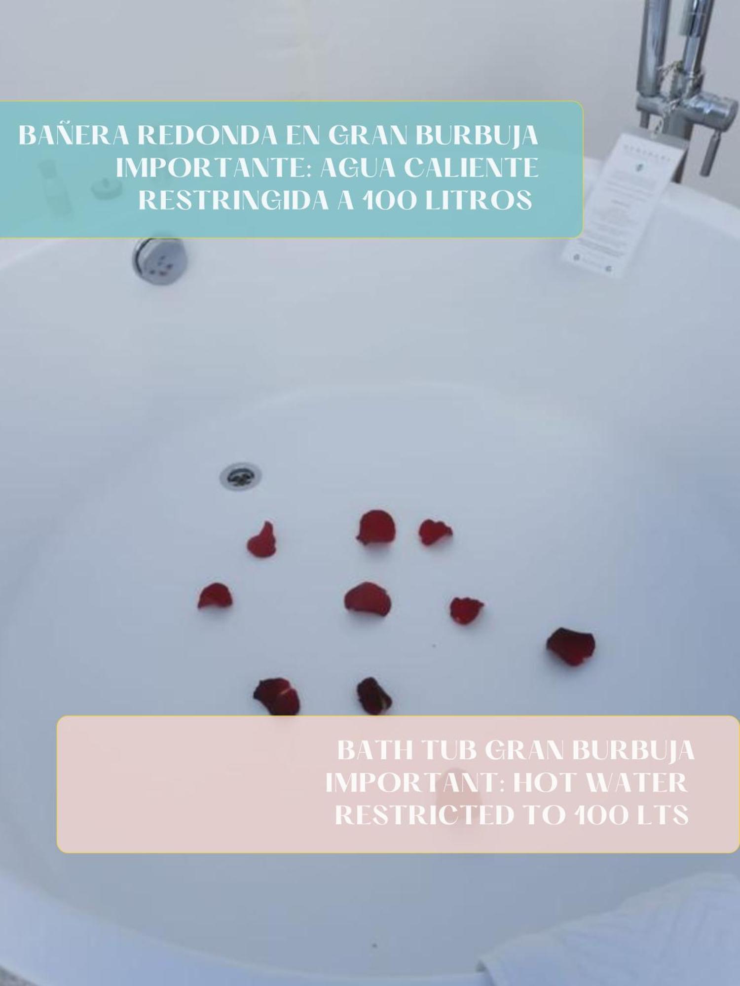 Burbujas Astronomicas Albarari Sanxenxo Hotel Екстериор снимка