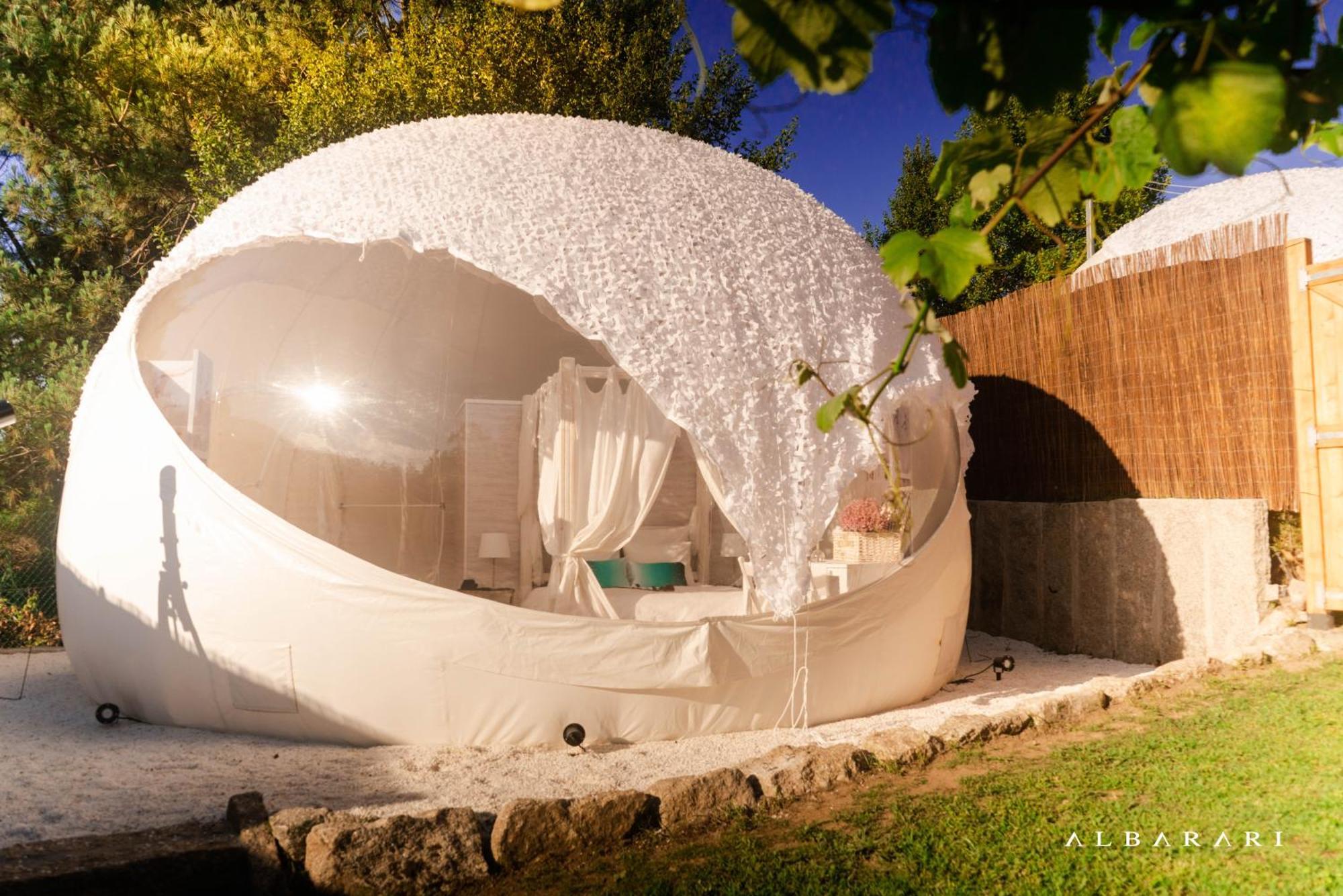 Burbujas Astronomicas Albarari Sanxenxo Hotel Екстериор снимка